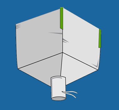 Iris Closure Spout